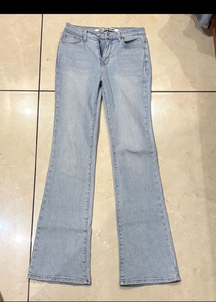 Light Wash Flare low waist Jeans