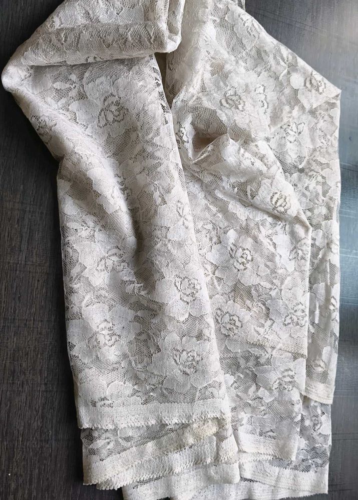 Elegant Floral Lace Dupatta