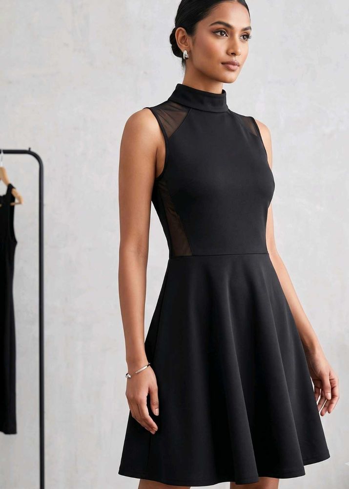 Chic Black Sleeveless Mesh Detail Dress
