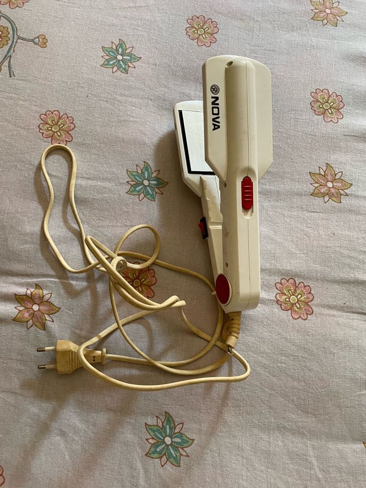 brand nova Vintage Hair Straightener and cripper