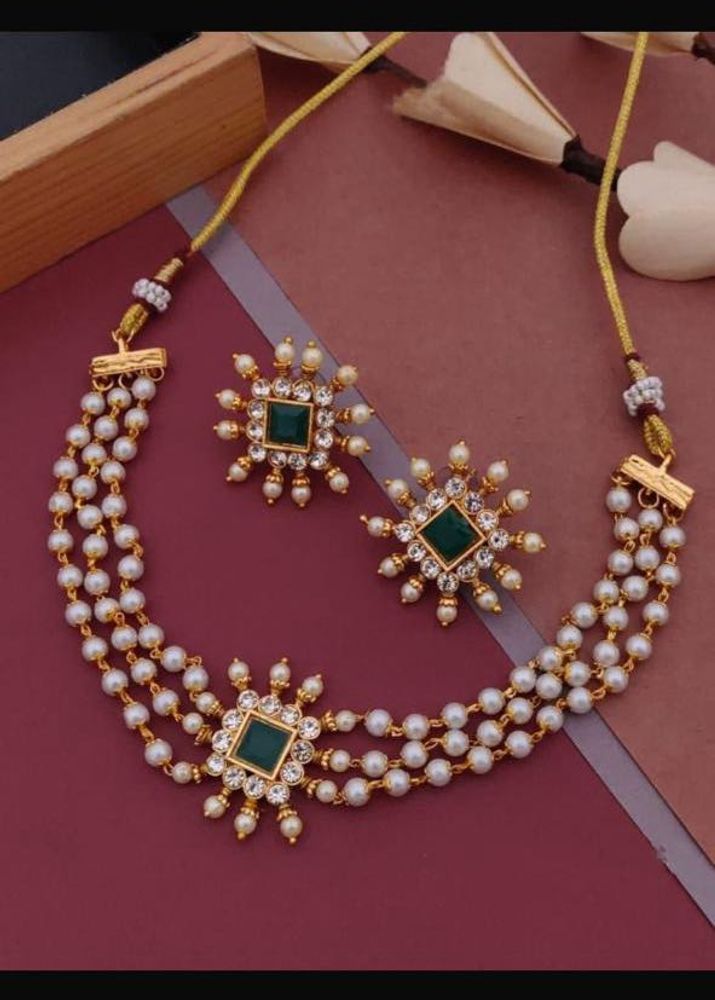 Elegant Pearl &amp; Emerald Necklace Set