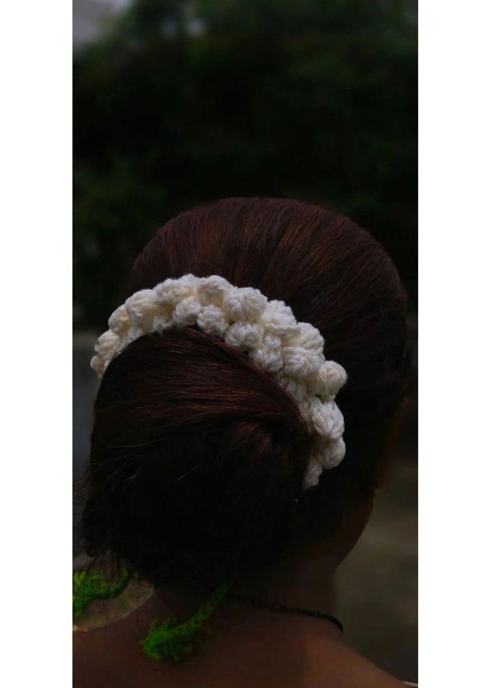 Beautiful White Gajra