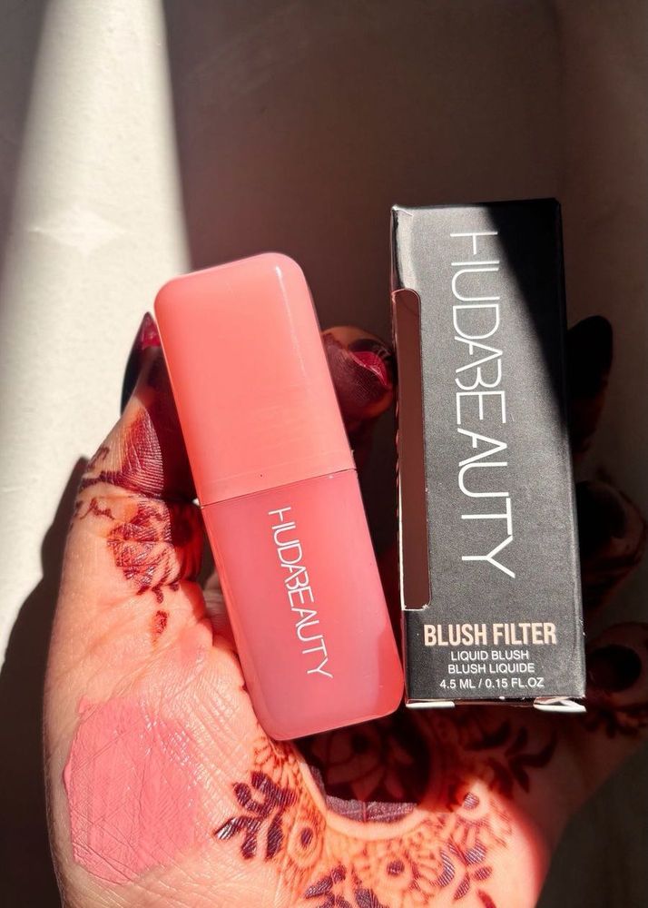Huda Beauty Blush Filter Liquid Blus