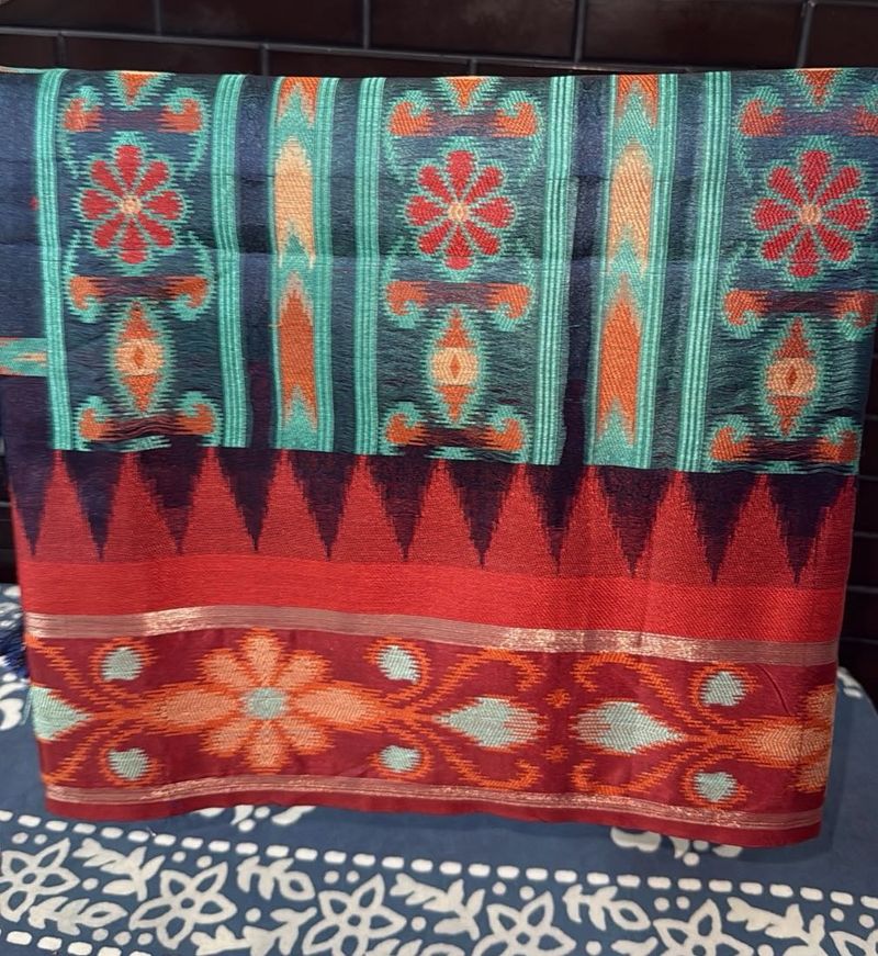 Banarasi Geometric Weaving Saree
