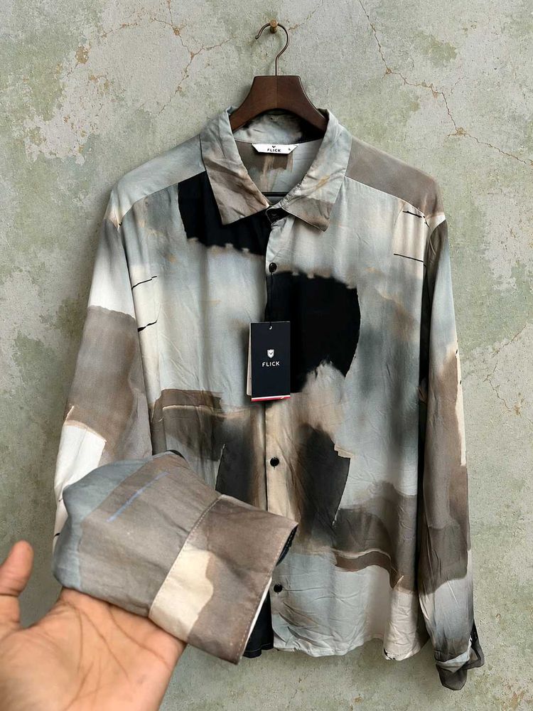 Trends Brand New Abstract Shirt
