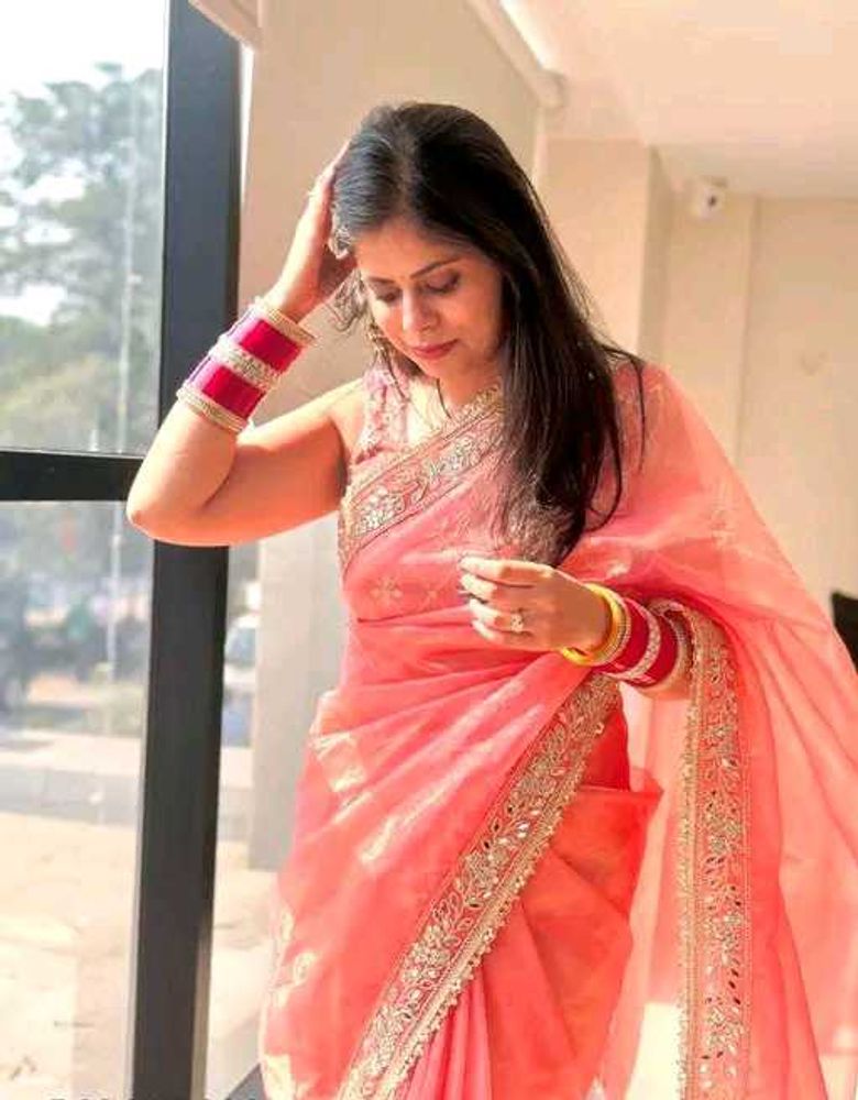A timeless addition to your ethnic wear pink saare