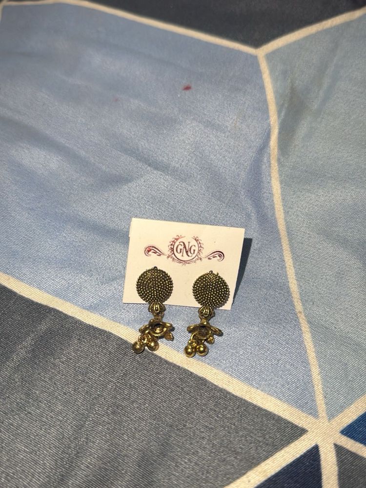 Elegant Gold-Tone Drop Earrings
