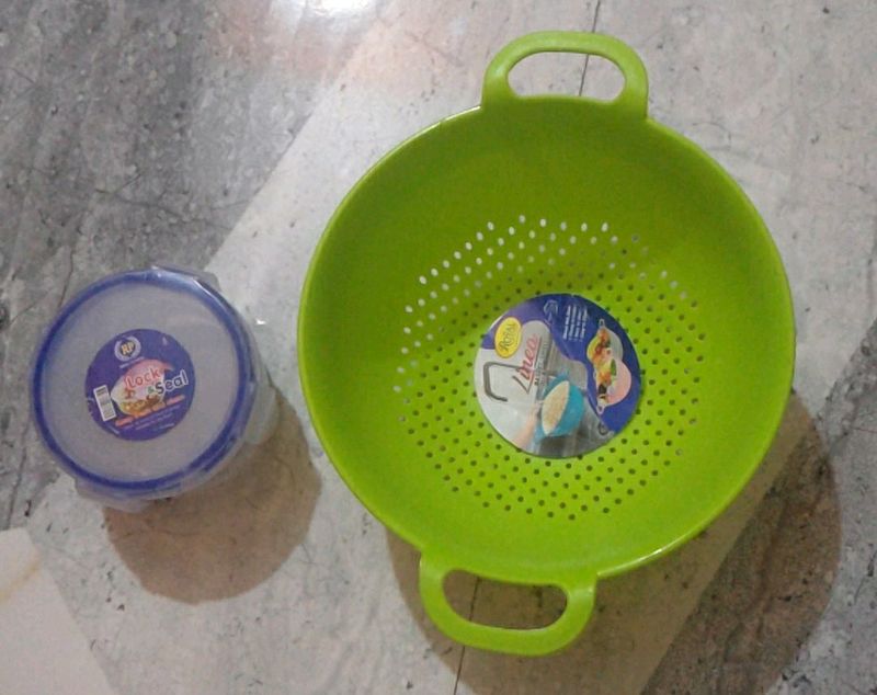 Colander and Food Storage Container Set
