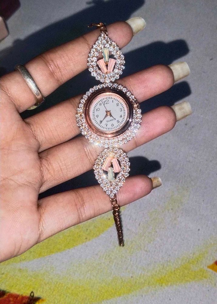Sparkling Women's Watch