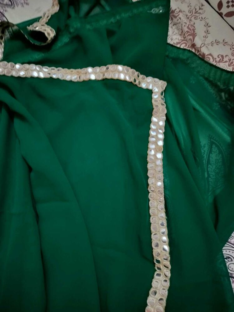 Elegant Green Mirror Work dupatta