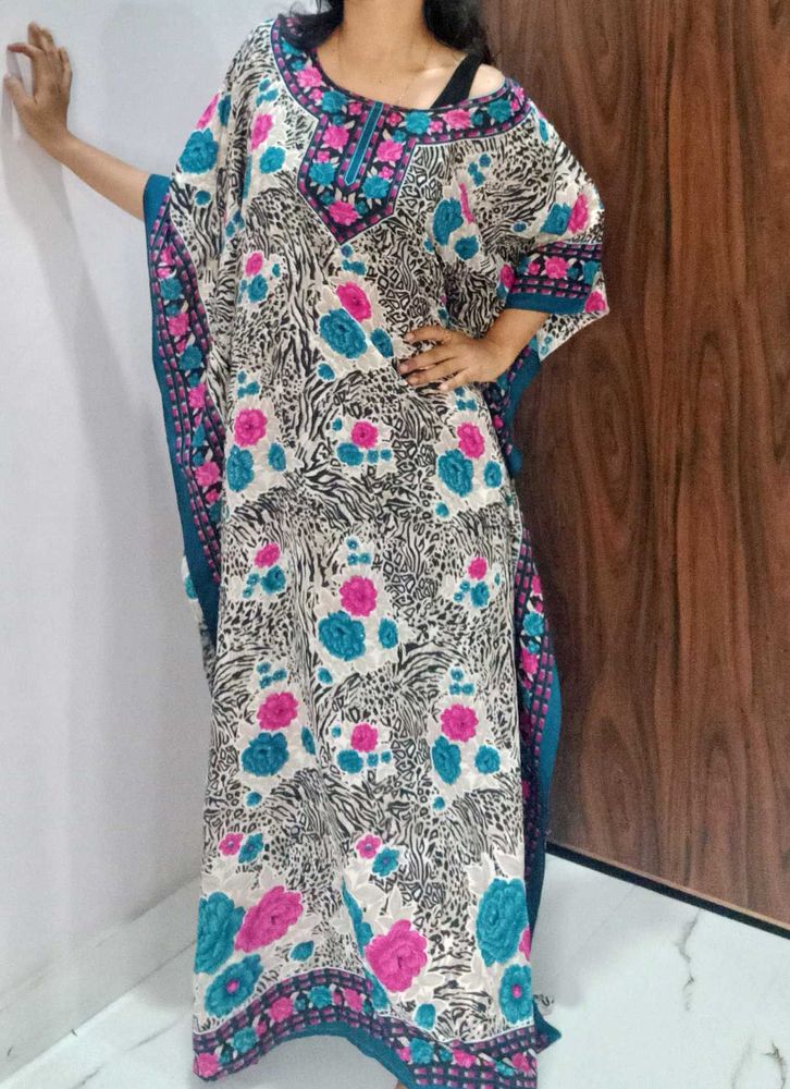 Stylish And Vibrant Freesize Kaftan