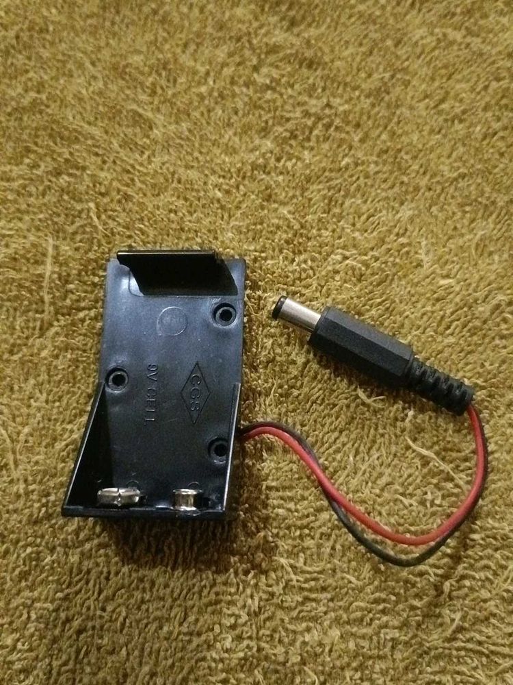9V Battery Holder With DC Jack