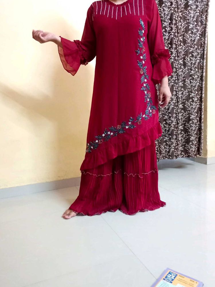 Elegant Red Embroidered Kurta Set