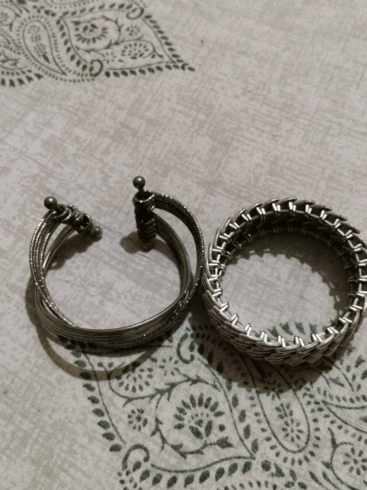 Unique Silver Tone Bangles