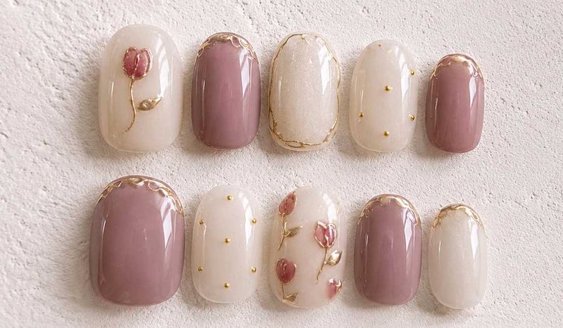Handmade Nail Art Cateye With Flowers Design💅🩷