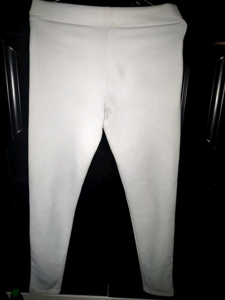 Combo Of 2... White Jaggging With Multicolour Pant