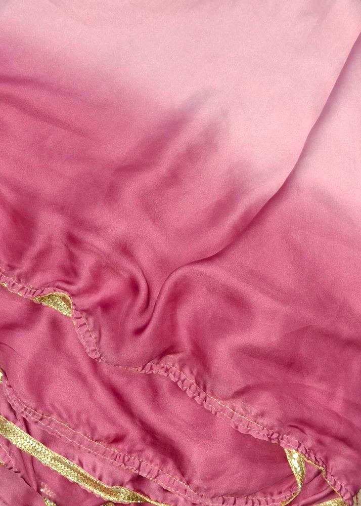 Beautiful Pink Ombre Saree with Gold Border