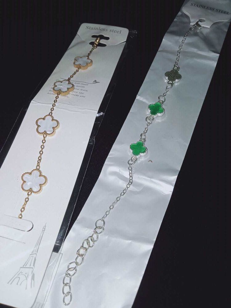 Elegant Flower Charm Bracelets
