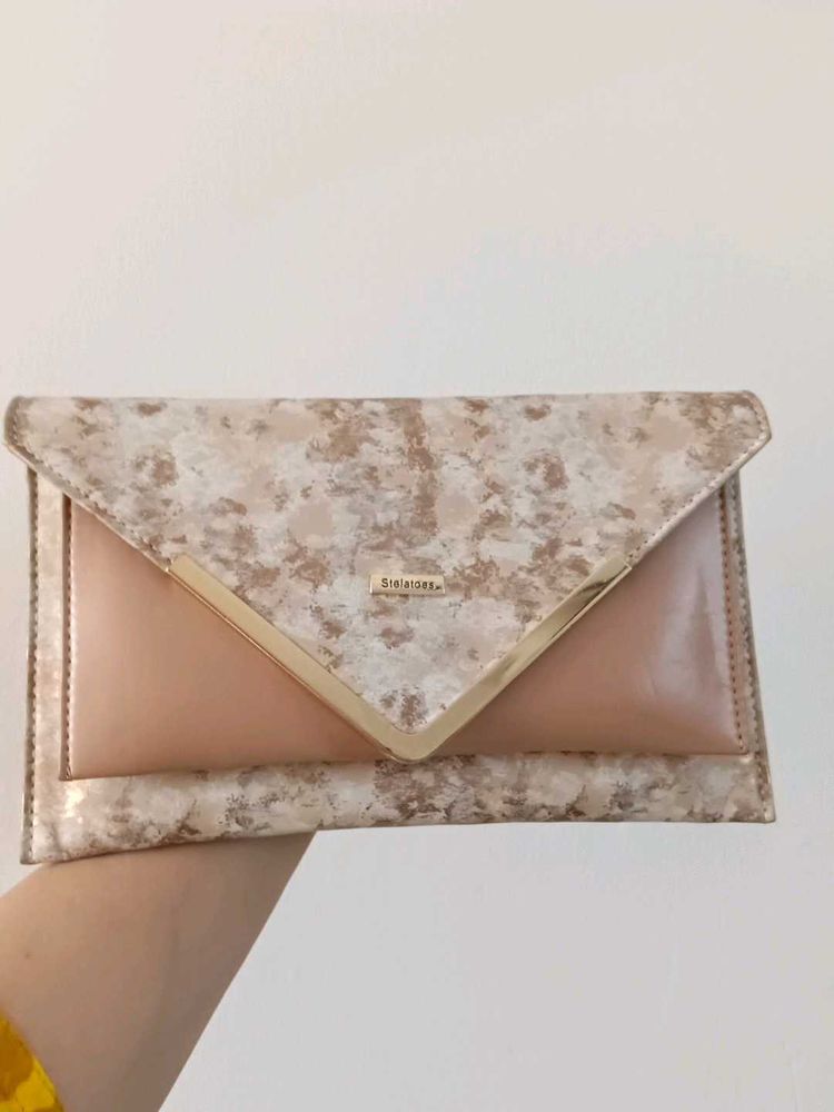 BRAND NEW Stylish Clutch From Stelatoes