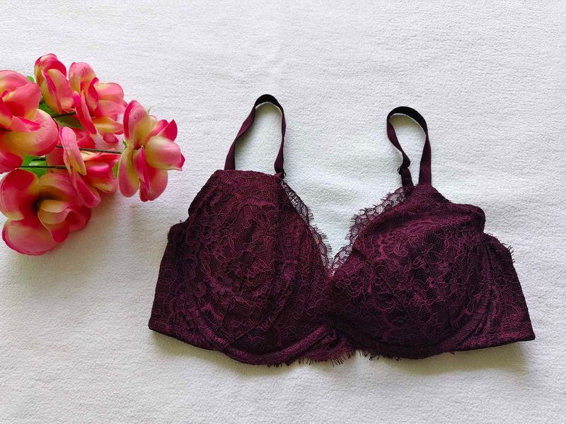Victoria's secret : Burgundy inner