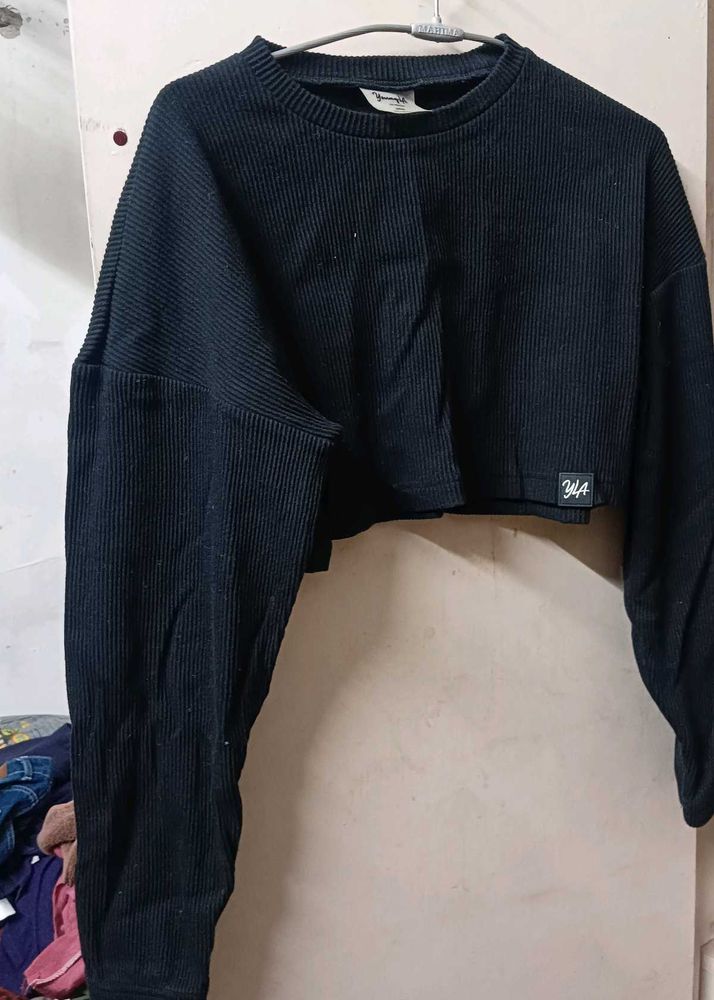 Black Ribbed Cropped Sweater