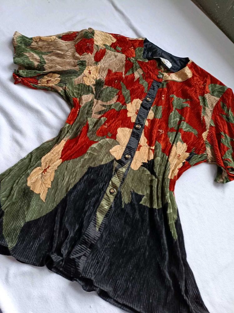Vintage floral pleated tunic top