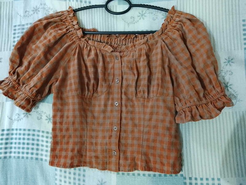 Cute Gingham Puff Sleeve Top