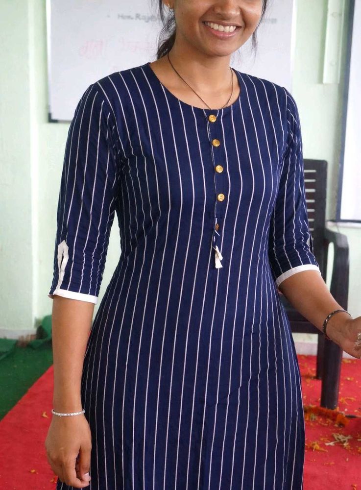 Stylish Blue Striped Kurta