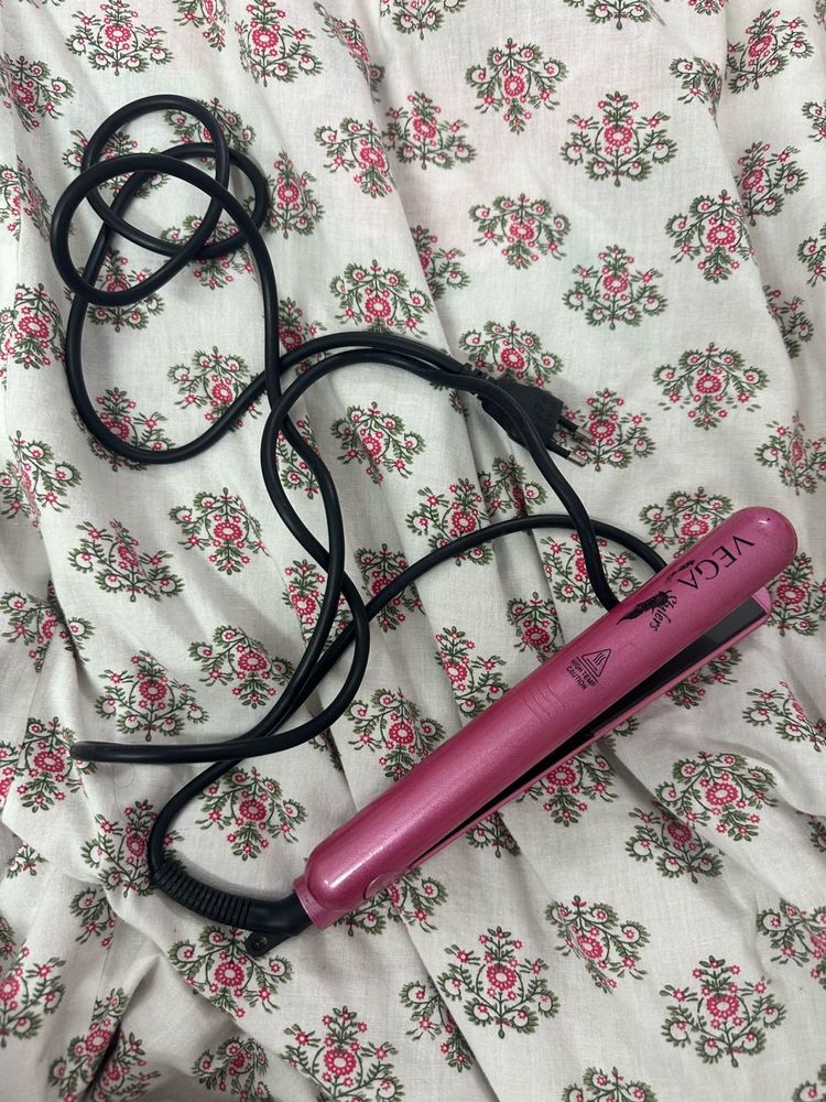 Vega Hair Straightener