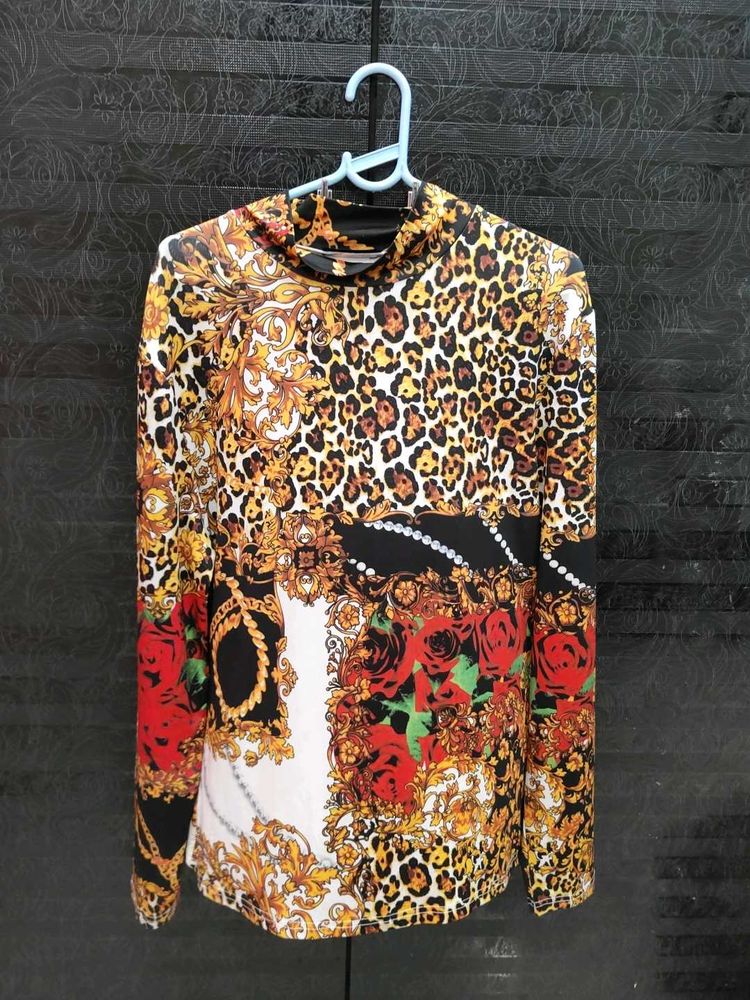 Bold Print Mock Neck Top