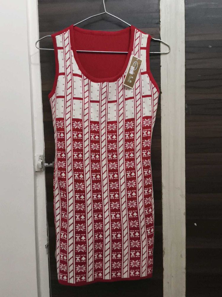 Red &amp; White Christmas Feel 🎁 Dress