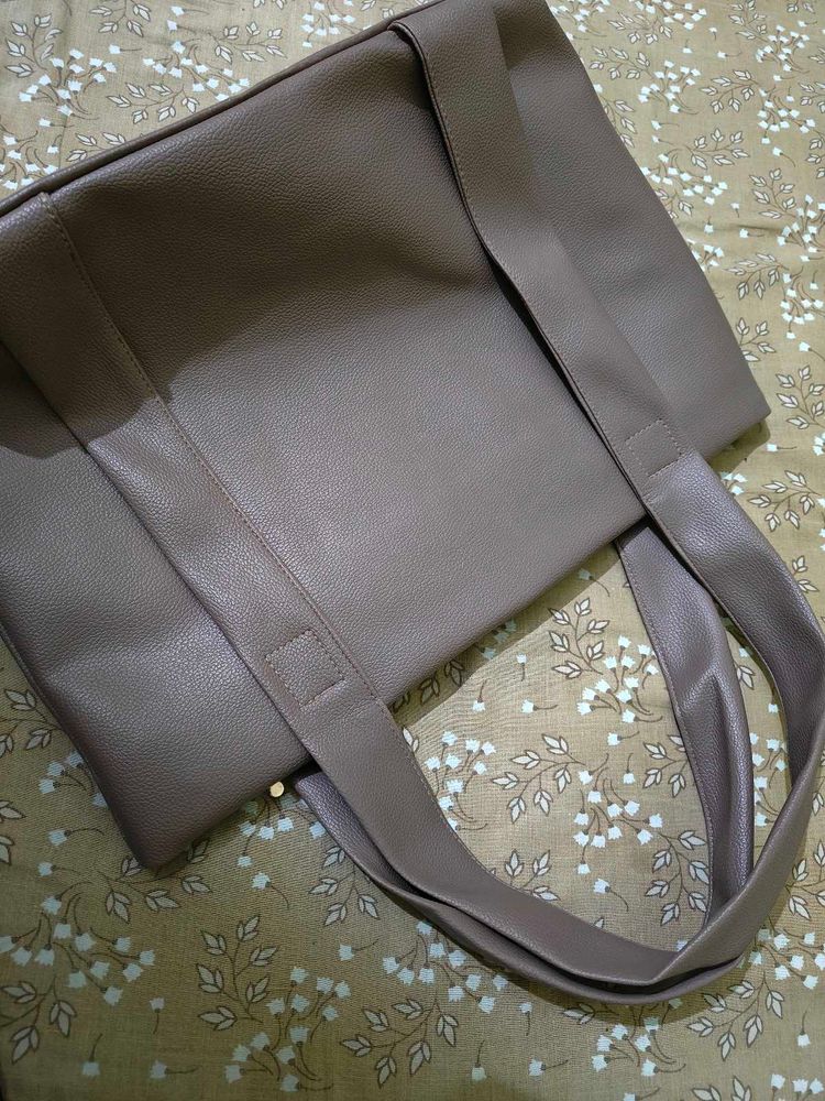 Shoulder bag