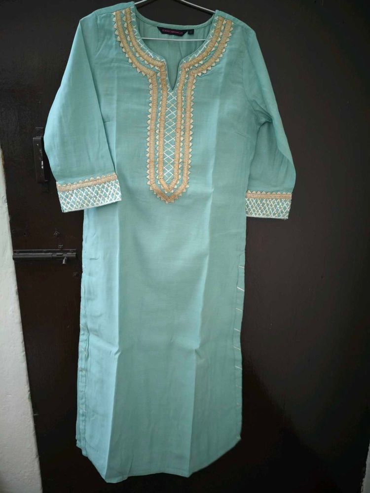 Elegant premium Teal Kurta set with Embellished Ne