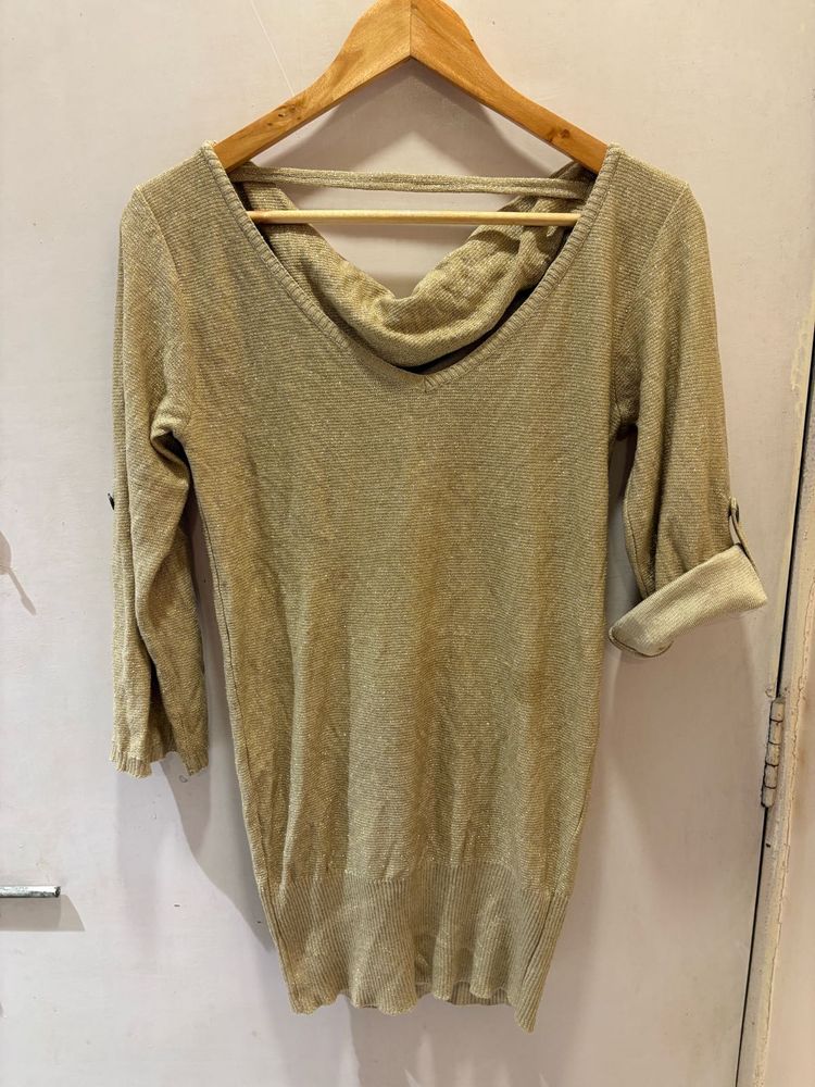 Elegant Gold shimmery V Neck Top