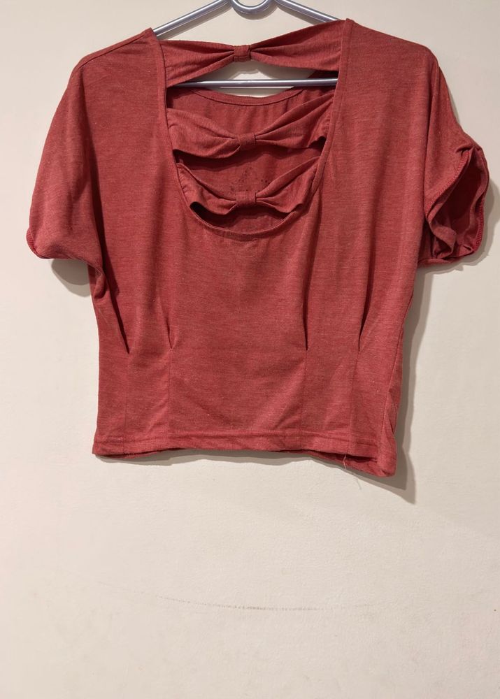 Stylish back crop top