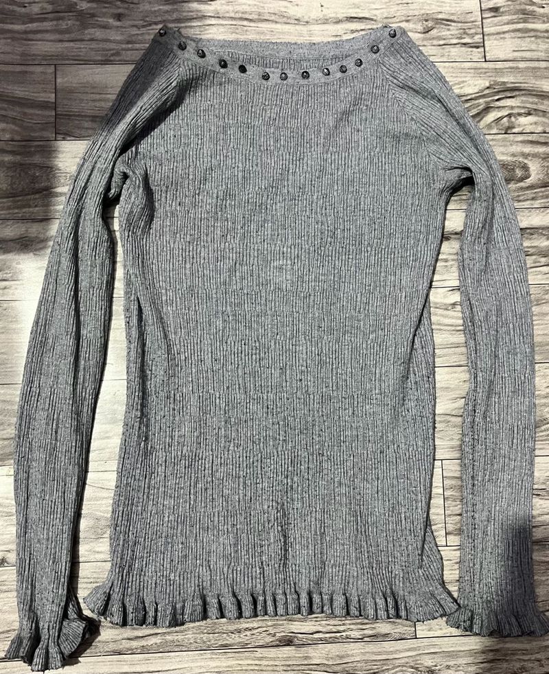 Gray Long Sleeve Top