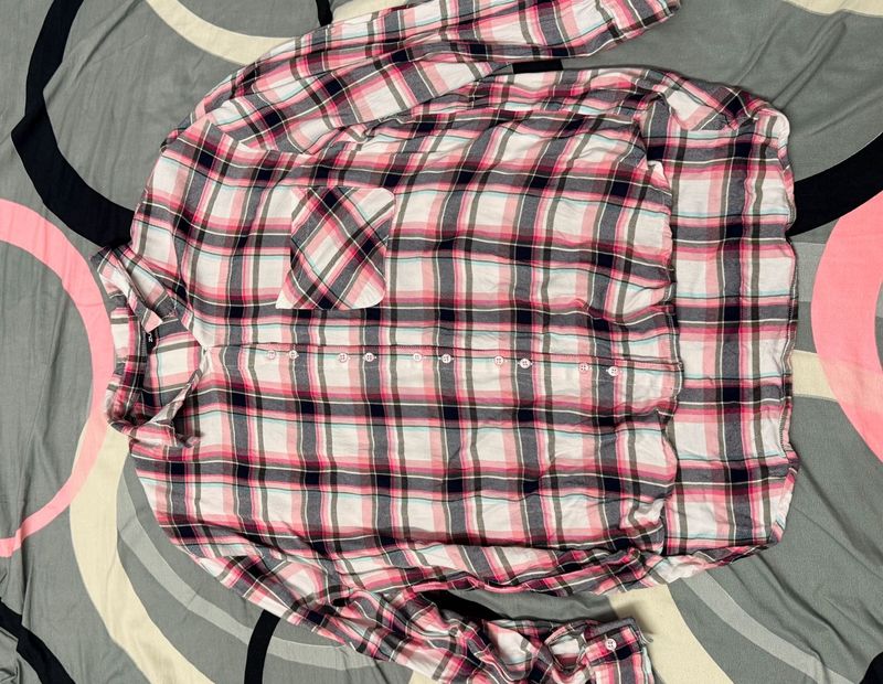 Like new women casual shirt