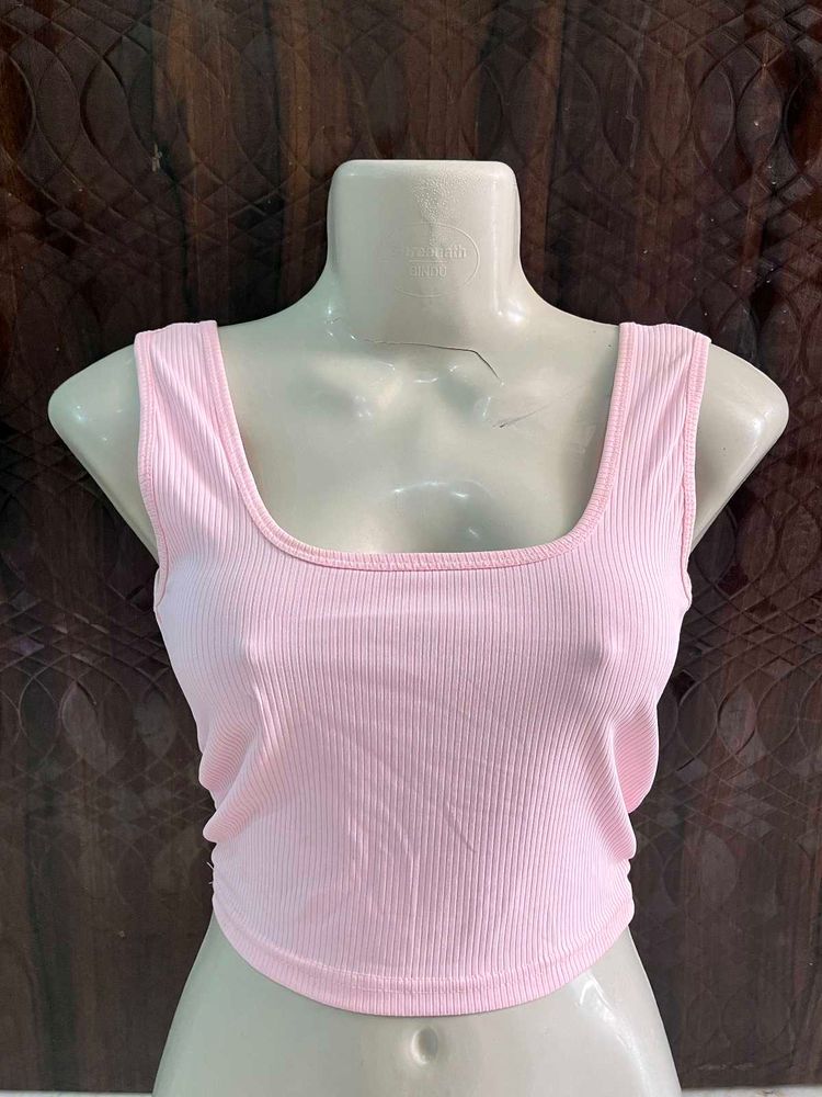 Baby pink tank top 💕