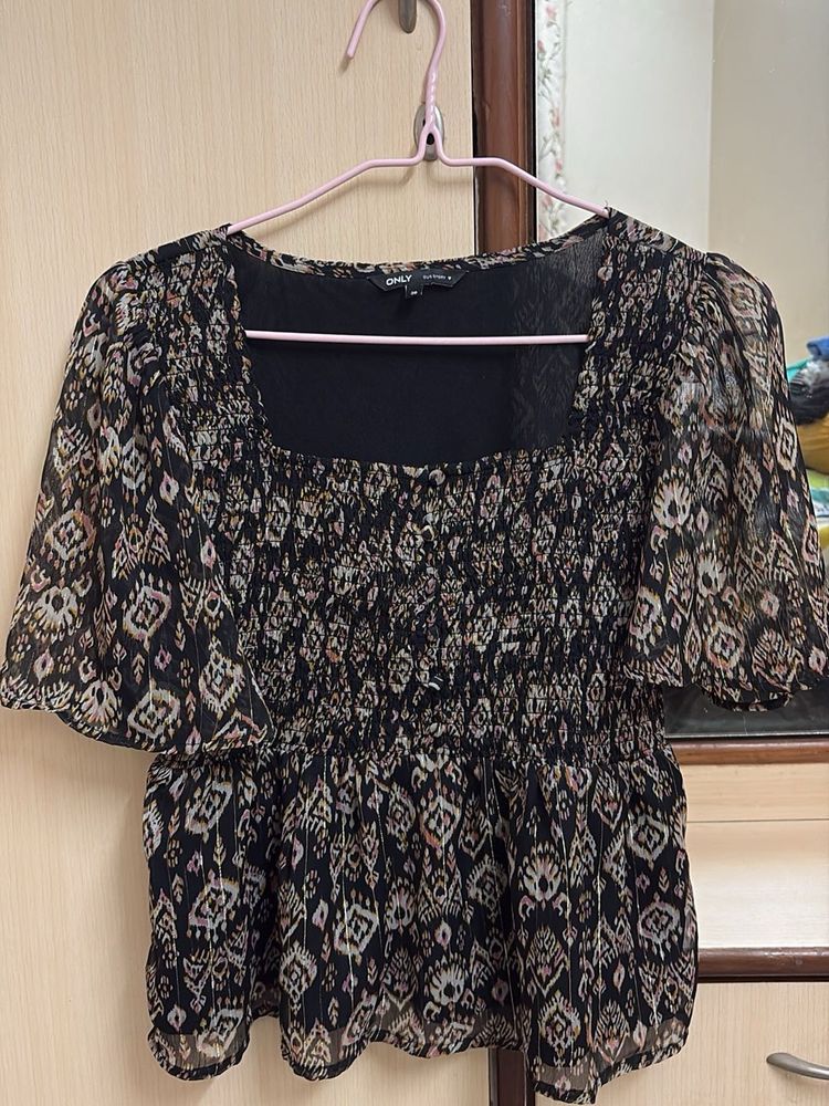 Chic Smocked Black Print Top