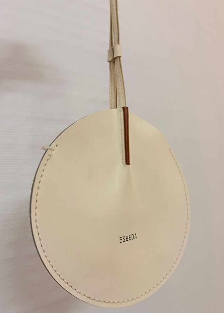 Esbeda Round Cream Shoulder Bag