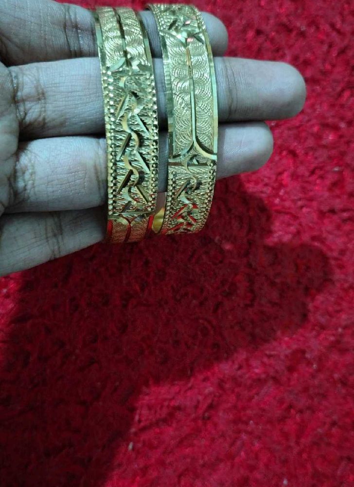 Gold Tone Designer Bangles