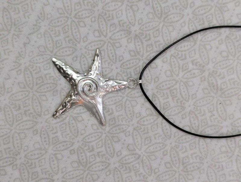 Starfish Pendant Necklace