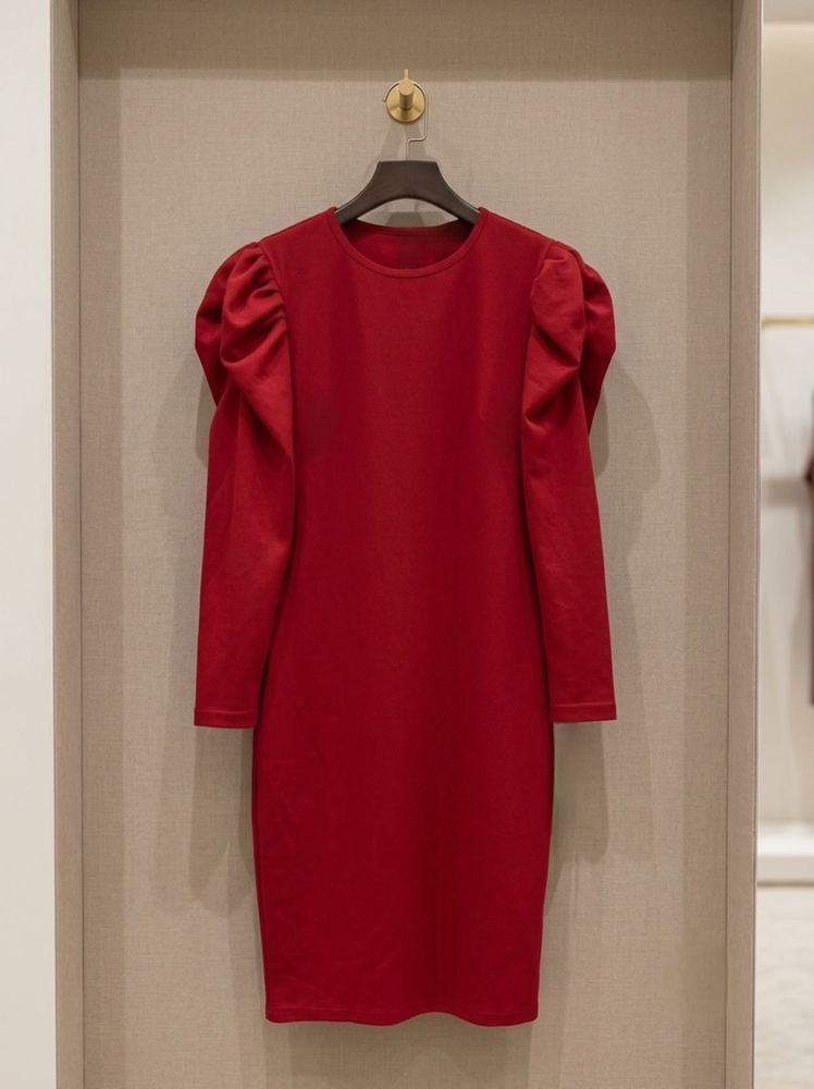 Chic Red Puff Sleeve Dress