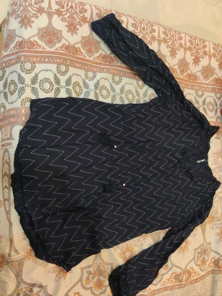 Stylish Navy Blue Kurta with Chevron Print