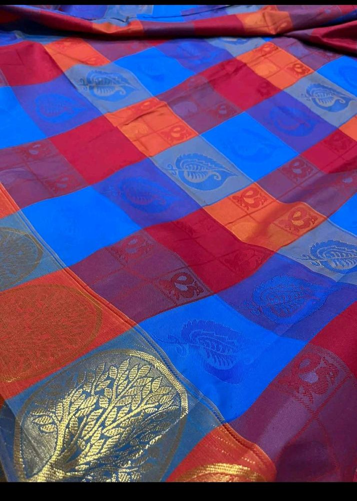 Beautiful Silk Saree With Blouse Pc