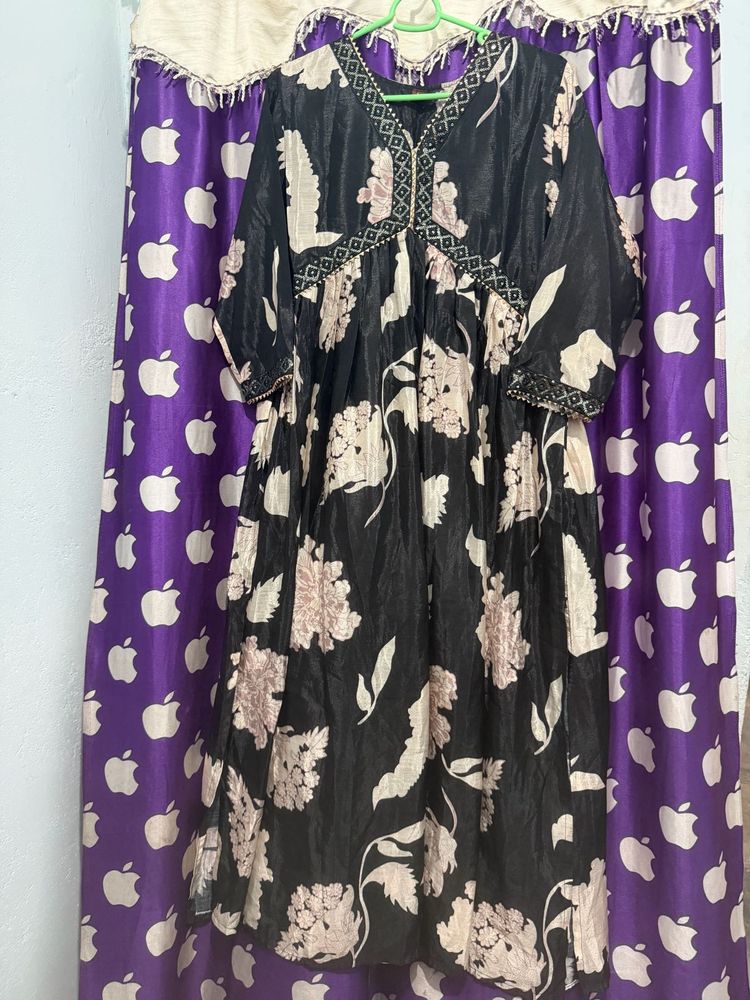 Elegant Black Floral Kurta set