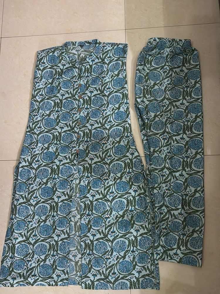 Blue Floral Print Kurta with Pants
