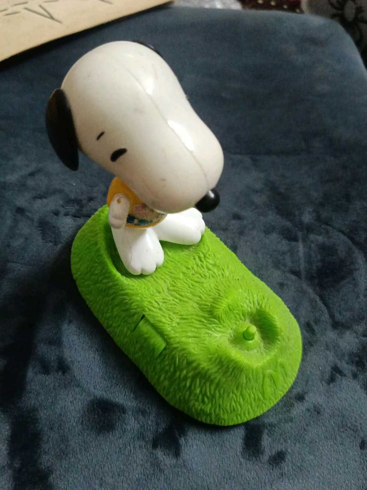 Vintage Snoopy Toy