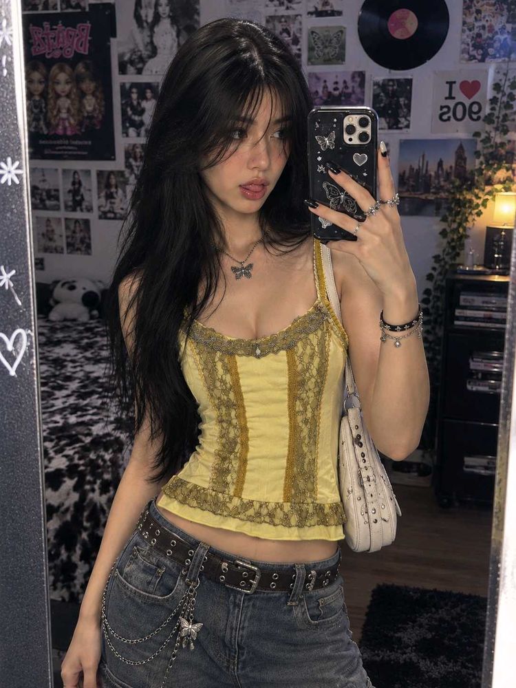 🇳🇿💫🎀Y2K Yellow Lace Trim Corset Top