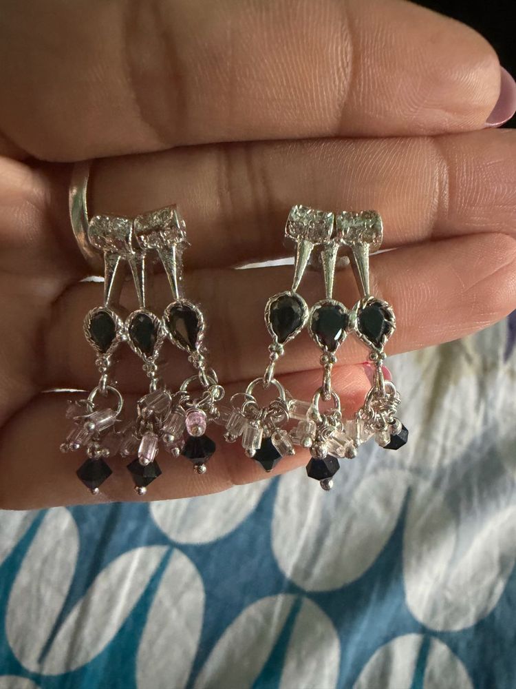 Elegant Drop Earrings with Black &amp; Pink Beads
